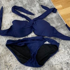 Bikini with 2 tops and 1 bottom